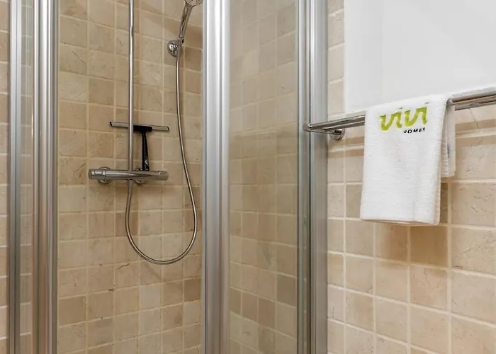 Vivi Homes - Toscana Luxury, Views, Pool & Terrace