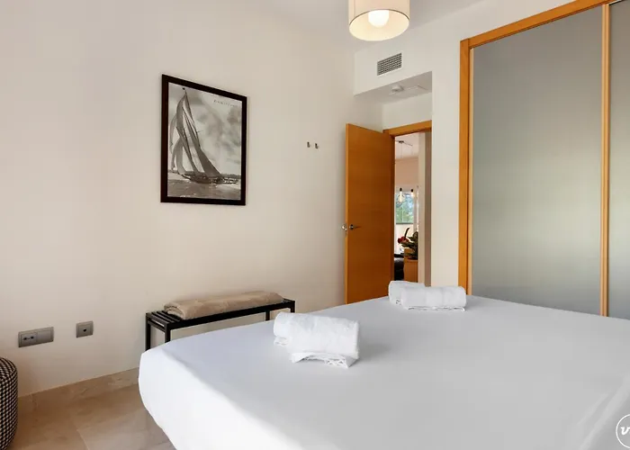 Vivi Homes - Toscana Luxury, Views, Pool & Terrace Estepona